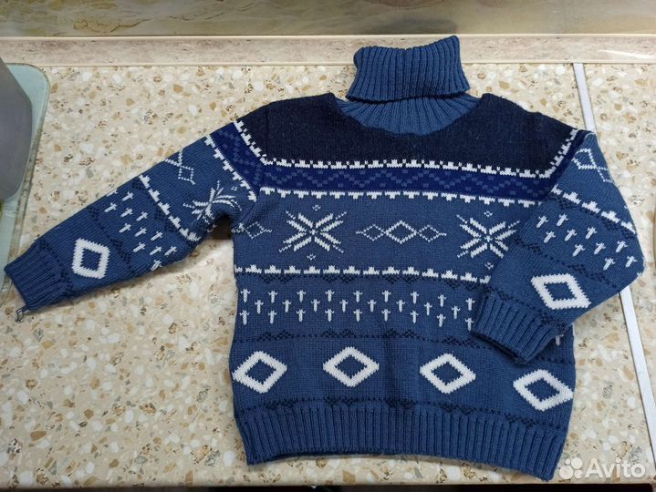 Рубашка на мальчика 98, свитер, шапки