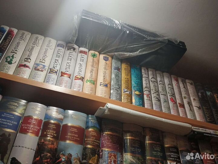 Робин Хобб 18 томов