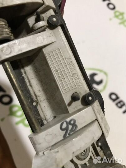 Ручка двери передней левой Mitsubishi Legnum EA