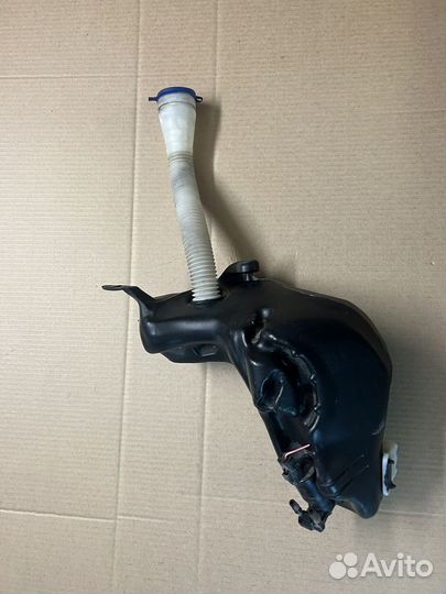 Бачок стеклоомывателя Citroen C4