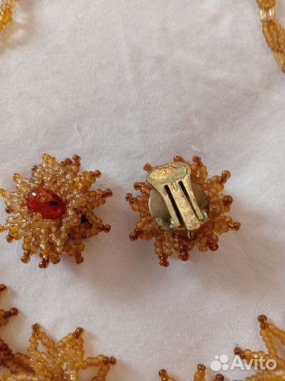 Ожерелье из бисера