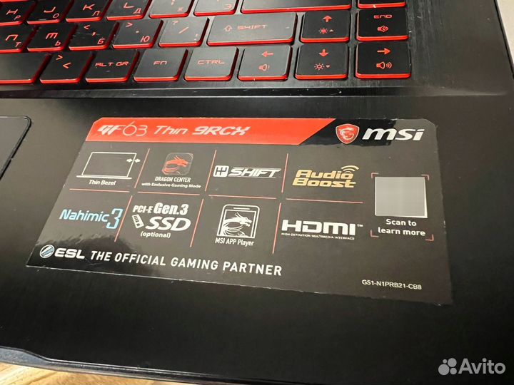 Ноутбук MSI