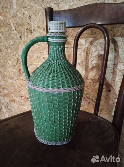 Красивый бутыль СССР