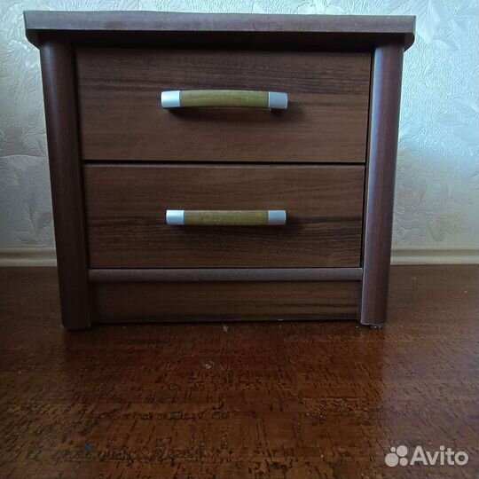 Тумба прикроватная бу