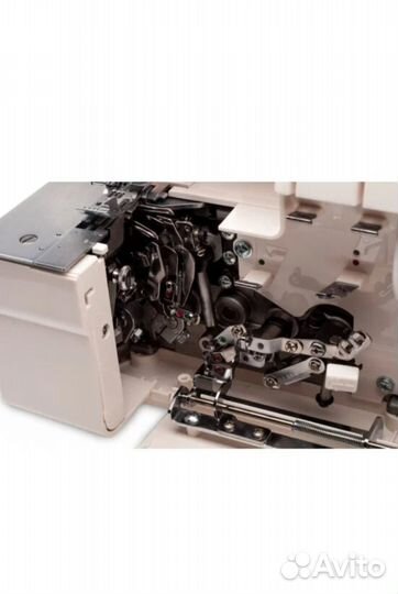 Коверлок Merrylock 007