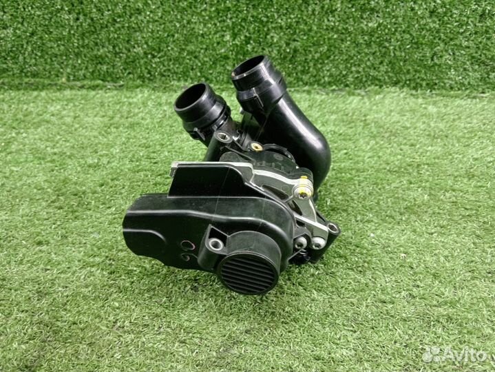 Корпус термостата помпа GEN2 Audi Q5 8R A4 B8