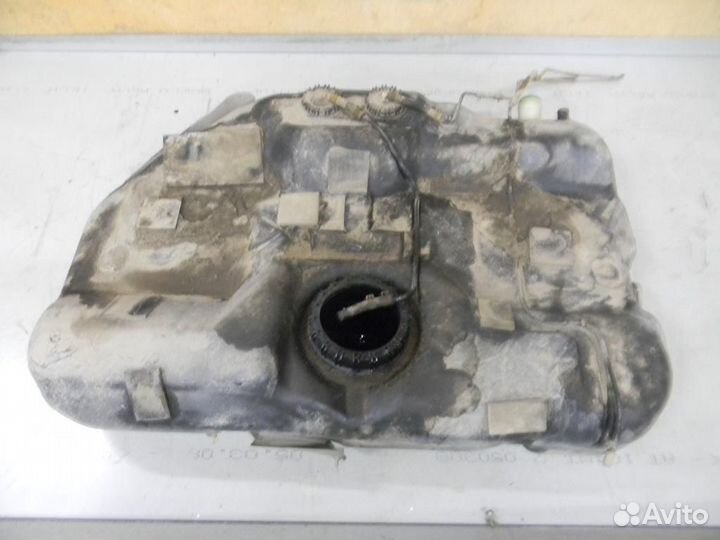 Бак топливный V1.6 (хэтчбэк) Hyundai Elantra (2000