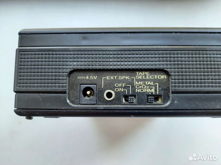 Японский профессиональный диктофон Marantz