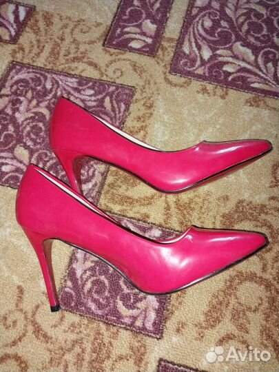 Туфли женские 39 размер красные
