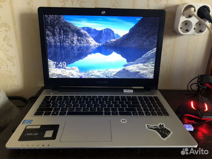Ноутбук Asus