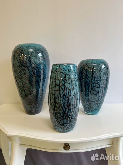 Ваза стеклянная цветная