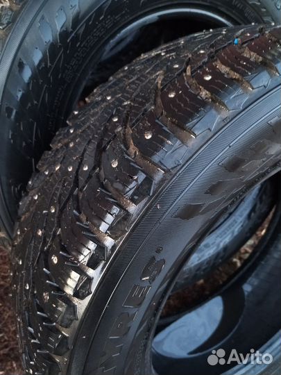 Nokian Tyres Hakkapeliitta 9 225/65 R17 103C