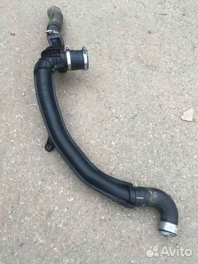 Volkswagen Touareg NF патрубок интеркулера