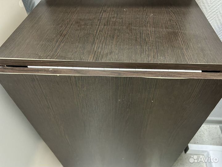 Маникюрный стол складной бу