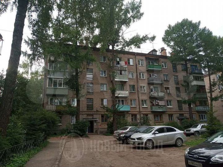 2-к. квартира, 42 м², 1/5 эт.