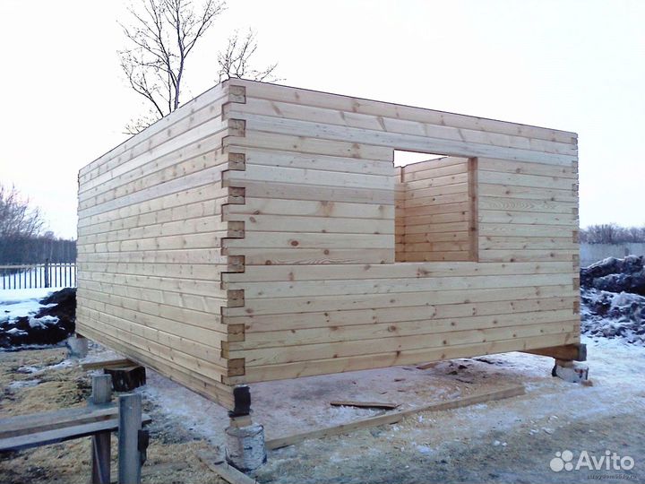 Плотник (помощник плотника)