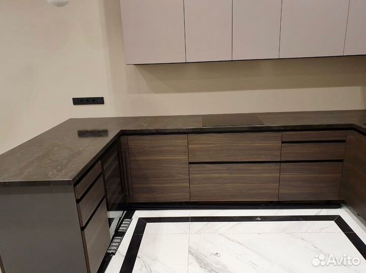 Столешница из кварца