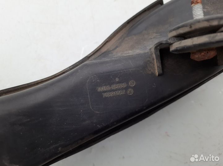 Воздуховод Ford Focus 2