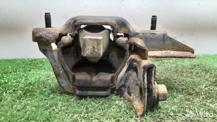 Опора (подушка) кпп левая Skoda Fabia 2 рест. 1.2