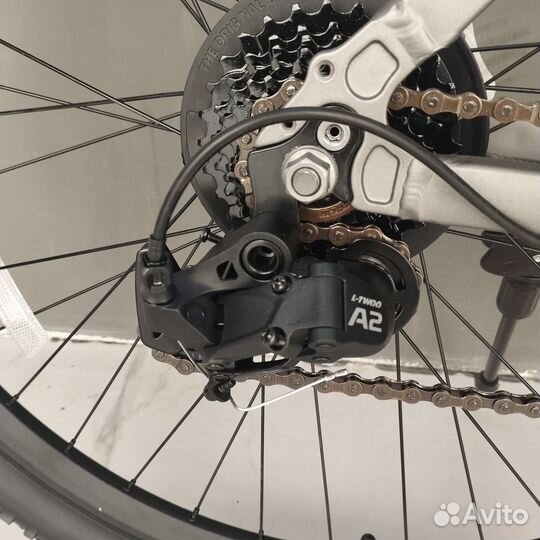 Велосипед 27,5 диаметр, алюминиевая рама