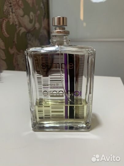 Escentric 01 Escentric molecules