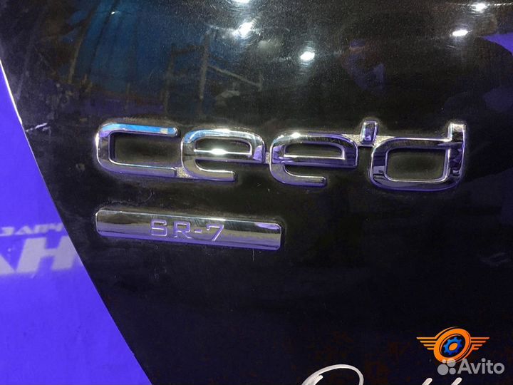 Дверь багажника Kia Ceed хетчбэк G4FA 1.4L 1396