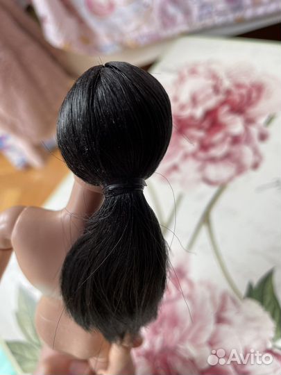 Барби неко йога