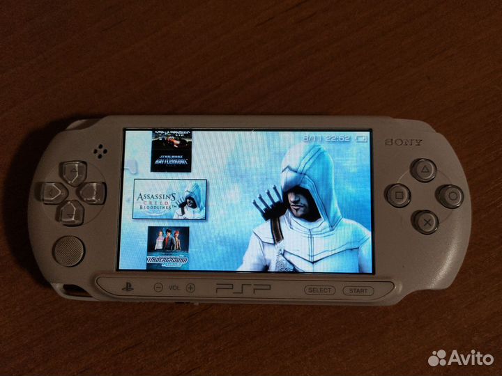 Sony PSP e 1008