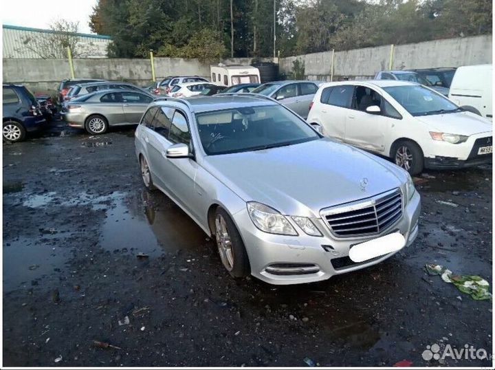 Натяжитель ремня Mercedes-Benz W212