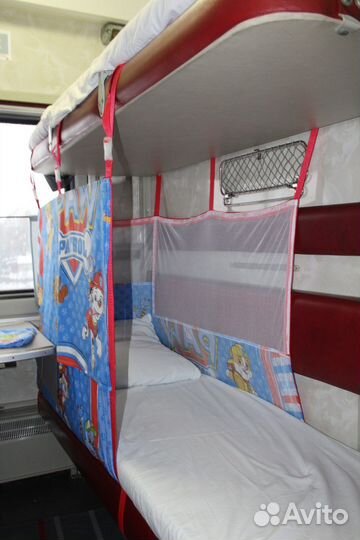 Железнодорожный манеж в поезд