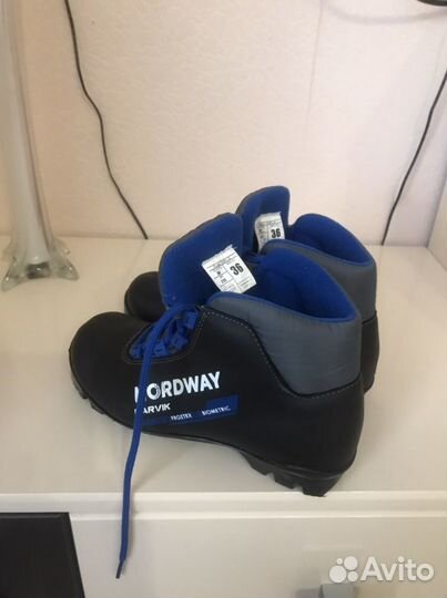 Лыжные ботинки