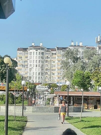 2-к. квартира, 75 м², 1/10 эт.