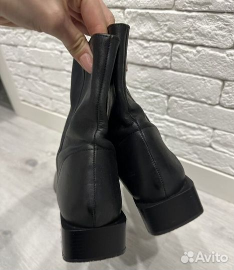 Ботинки zara,39
