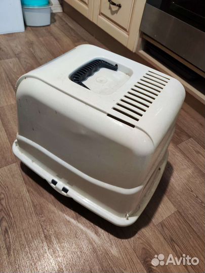 Закрытый лоток для кошек