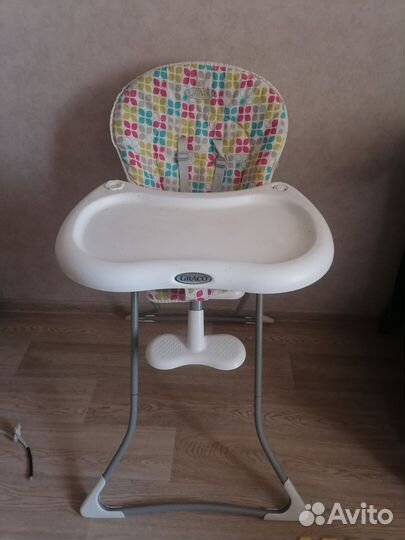 Детский стульчик для кормления