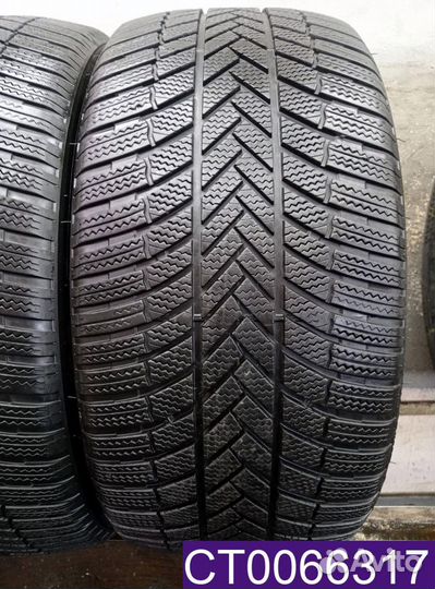 Bridgestone Blizzak LM005 RFT 295/40 R21 96T