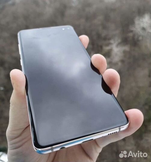 Samsung Galaxy S10+, 8/128 ГБ