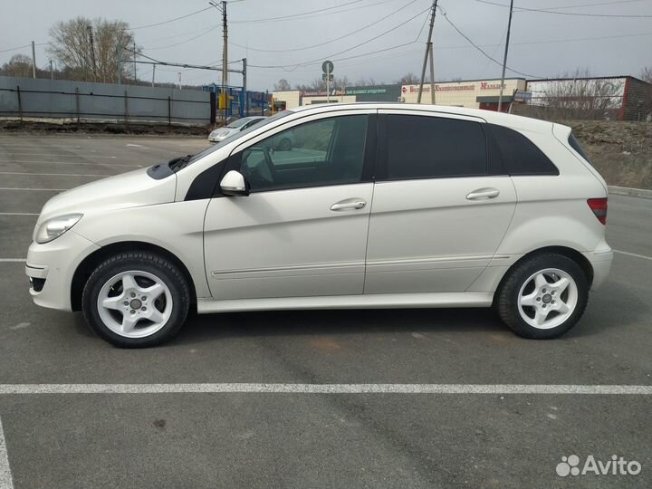 Mercedes-Benz B-класс 1.7 CVT, 2010, 373 282 км