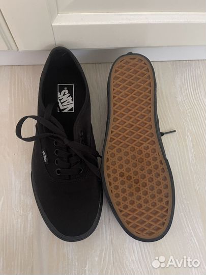 Кеды vans era