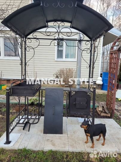 Мангал с крышей