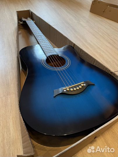 Гитара новая