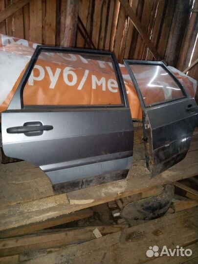 Дверь задняя