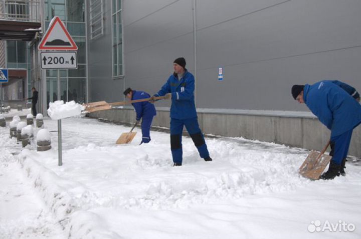 Уборка снега нашим инструментом в любом регионе