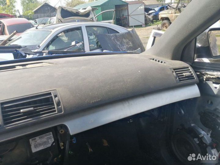 Торпедо Audi A4 Avant 3 B7 2007