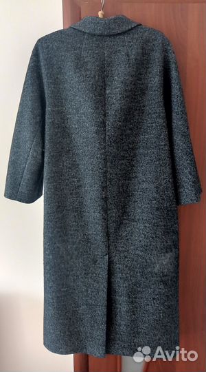 Шерстяное пальто бренда pompa