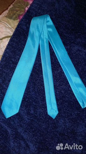 Галстук мужской новый в голубом цвете