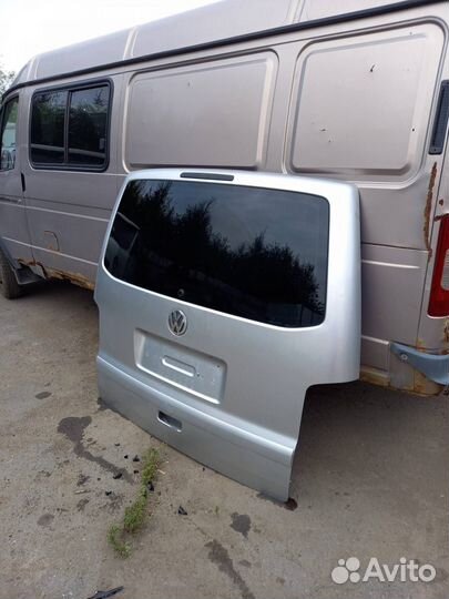 Крышка (дверь) багажника Volkswagen Multivan T5