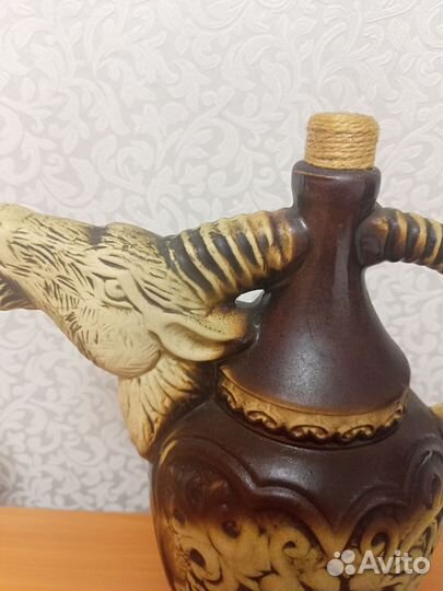 Глиняный кувшин для вина СССР