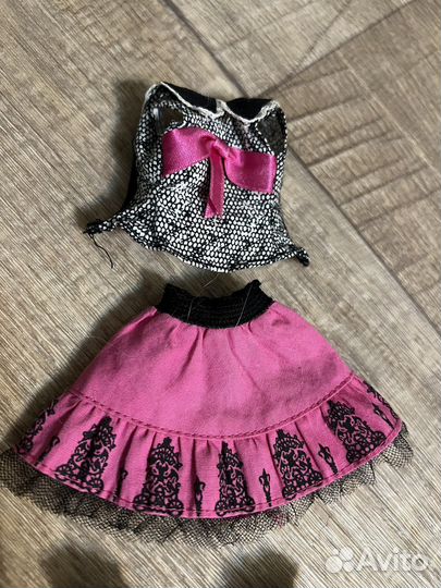 Дракулаура одежда