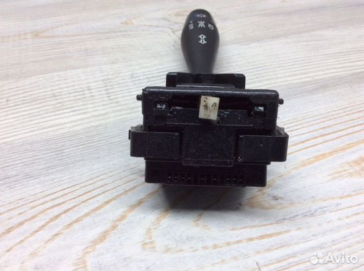 Переключатель поворотов подрулевой Mitsubishi